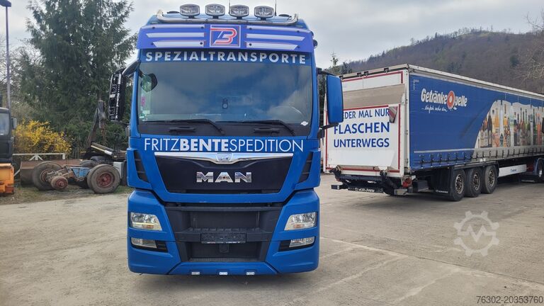 Volume truck tractor MAN 18.440 XXL Mega 2 Tank Standklima Lampen