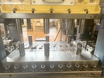 Schnellläufer Presse BRUDERER BSTA 60 HSL