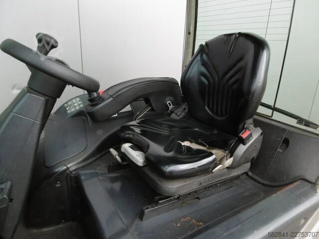 Electric 4-wheel forklift STILL RX 20-16 P