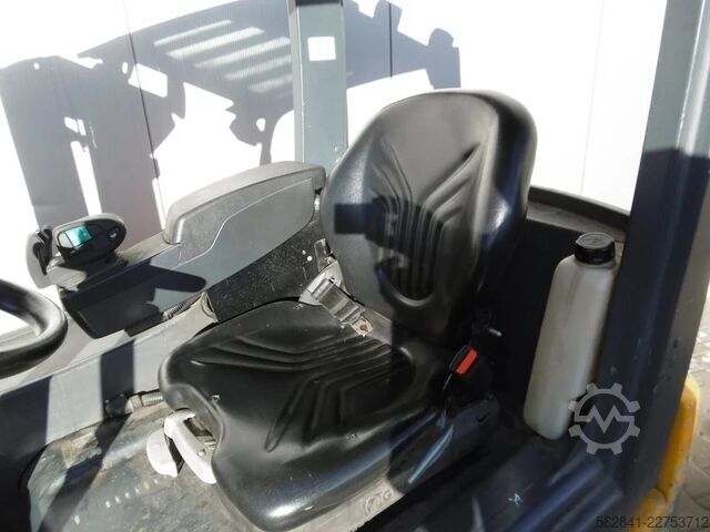 Electric 3-wheel forklift JUNGHEINRICH EFG 216k-435 DZ