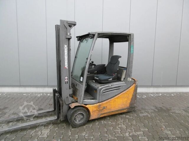 Electric 3-wheel forklift JUNGHEINRICH EFG 218 GE120-330ZZ