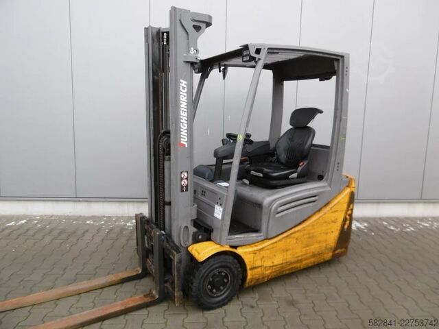 Electric 3-wheel forklift JUNGHEINRICH EFG 216 GE 115-330ZZ