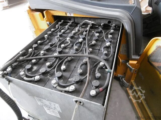 Electric 3-wheel forklift JUNGHEINRICH EFG 216K GE115-310ZZ