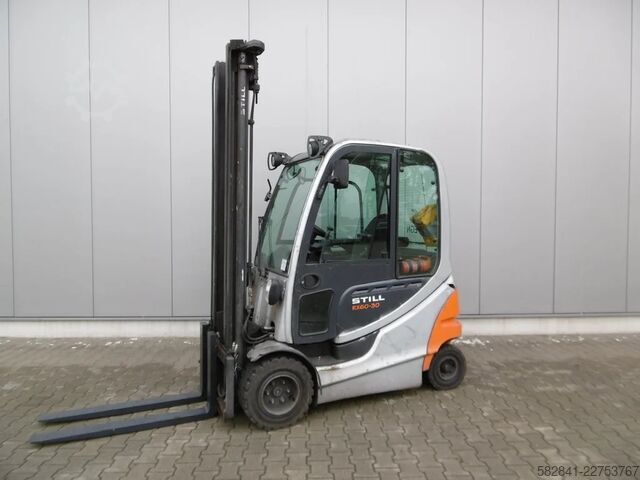 Electric 4-wheel forklift STILL RX 60-30 / 6323