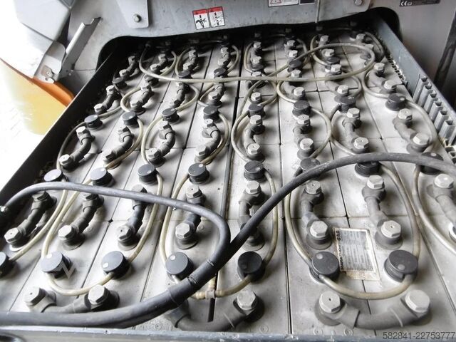 Electric 4-wheel forklift STILL RX 60-25L / 6347