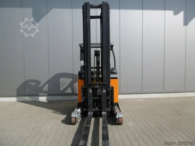 Reach trucks STILL FM-X 17 / 1903