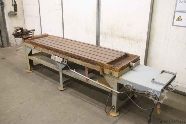Clamping plate with T-slots unbekannt 3170/860/H1060 mm