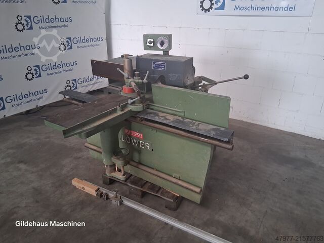 Zapfenfräsmaschine Loewer ZA 3000