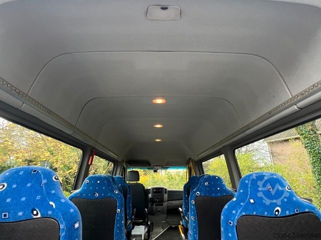 Minibus MERCEDES-BENZ Sprinter 311 Cdi Automatik L2H2 VDL 9Sitze Lift