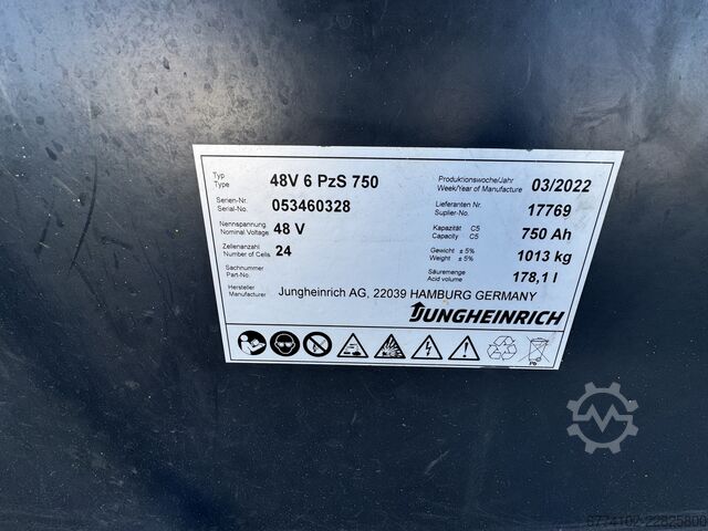 Elektrisch – 4 Räder Jungheinrich EFG320 + Ladegerät 3753--EK