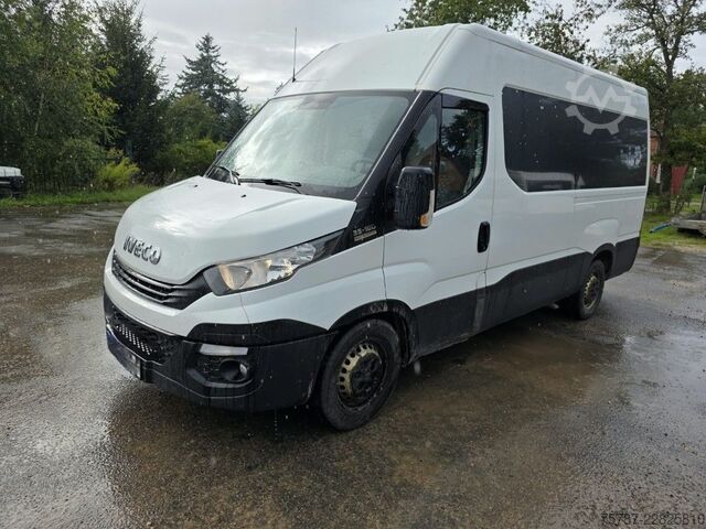 Kastenwagen hoch IVECO 35S16, 1+2 Sitzer, Klima Automat, Trennwand, AHK