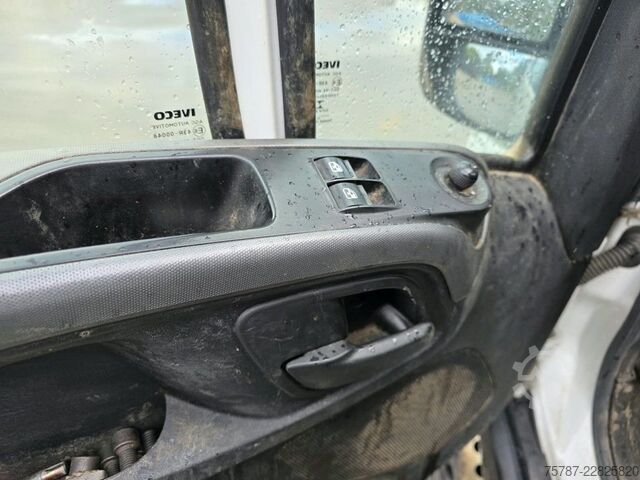 Kastenwagen hoch IVECO 35S16 HiMatic, Klima Automat, 1+2 Sitzer, AHK