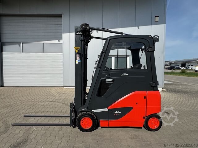 Elektrisch – 4 Räder Linde E16PH + Ladegerät 3773 --EK