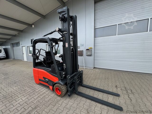 Elektrisch – 3 Räder Linde E18--EK + Ladegerät 3783