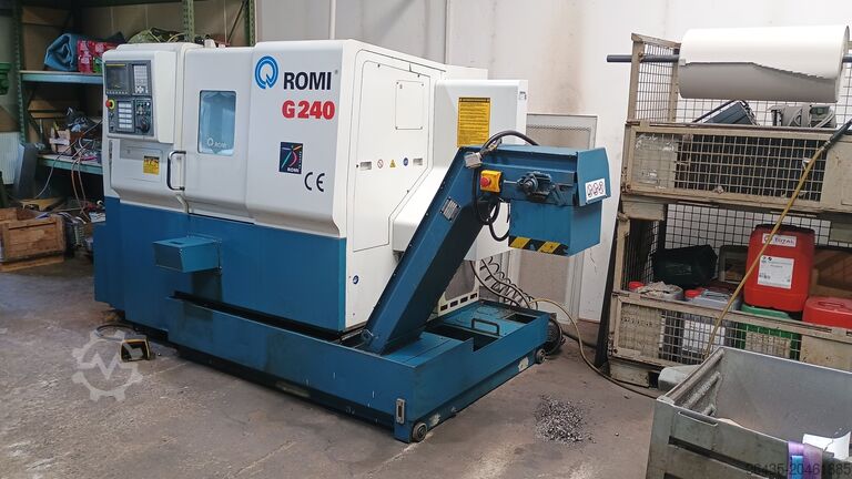 Drehmaschine - zyklengesteuert Romi M 240