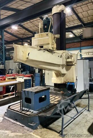 Radial Drilling Machine GSP 49S22