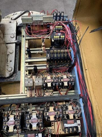 Radial Drilling Machine GSP 49S22