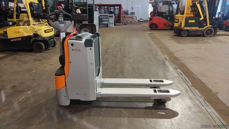 High Lift stacker Still EXUH18 // Standard //Elektro