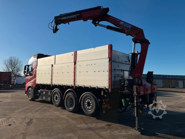 Truck mounted crane VOLVO FH 500 8x2*6 Tipper / Kran / Crane / HMF 2120