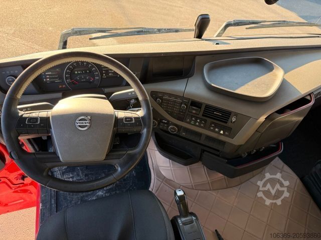 Truck mounted crane VOLVO FH 500 8x2*6 Tipper / Kran / Crane / HMF 2120