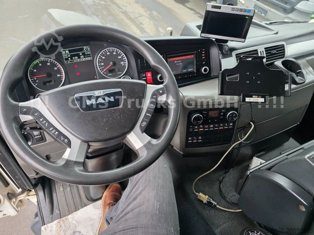 Tanker truck MAN TGS 26.440 / Top Load / Diesel / Lindner-Fischer