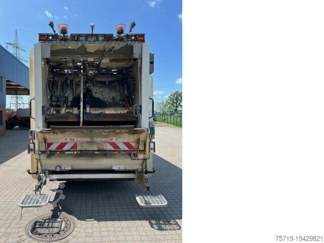 Garbage truck Mercedes-Benz 2629 6x2 Econic Zöller Medium XL 2-Kammer