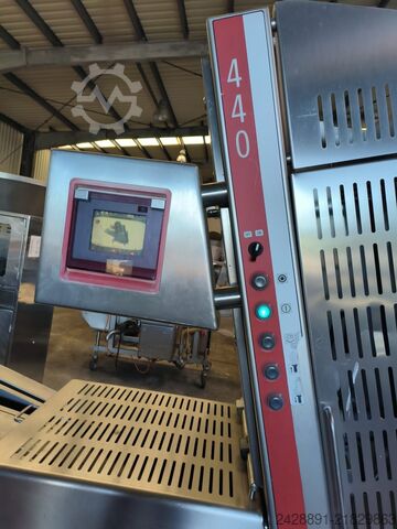 Automatic slicer / slicing machine Treif Divider 440
