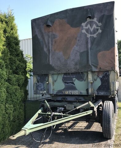 Trailer with flatbed & tarpaulin SCHMITZ 3Achser Bundeswehr mit HU+SP TOP Zustand