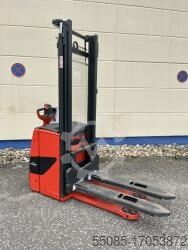 High Lift stacker Linde L14
