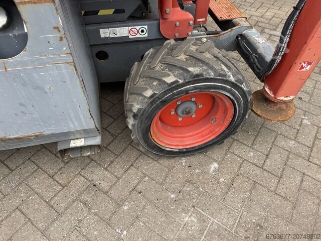 Skyjack SJ 6826RT Scherenarbeitsbühne / Scherenbühne / Arbeitsbühne 2015 4x4 Kubota Diesel 10 m Arbe SKYJACK SJ 6826RT Schaarhoogwerker / Scissor / Arbeitsbuhne 2015 4X4 Kubota Diesel 10M Werkhoogte