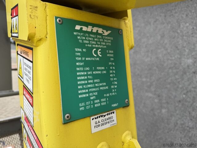 NIFTYLIFT Nifty HR12NDE Gelenkteleskoparbeitsbühne / Arbeitsbühne HYBRID Kubota Diesel 4x2 Baujahr 2 NIFTYLIFT HR12NDE Knikarmhoogwerker / Arbeitsbuhne HYBRIDE Kubota diesel 4x2 2014