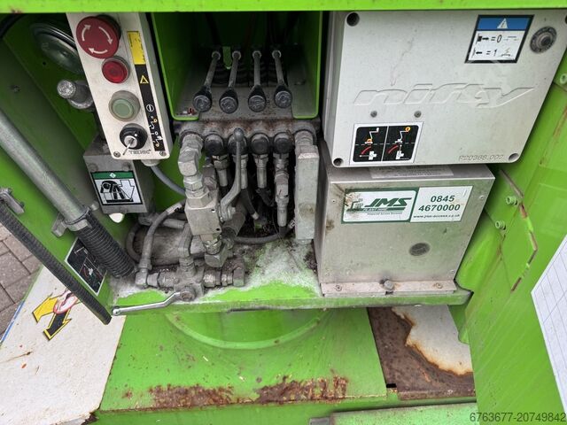 NIFTYLIFT Nifty HR12NDE Gelenkarbeitsbühne / Arbeitsbühne HYBRID Kubota Diesel 4x2 2014 NIFTYLIFT HR12NDE Knikarmhoogwerker / Arbeitsbuhne HYBRIDE Kubota diesel 4x2 2014