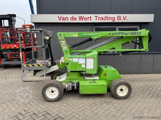 NIFTYLIFT Nifty HR12NDE Gelenkteleskoparbeitsbühne / Arbeitsbühne HYBRID Kubota Diesel 4x2 Baujahr 2 NIFTYLIFT HR12NDE Knikarmhoogwerker / Arbeitsbuhne HYBRIDE Kubota diesel 4x2 2016