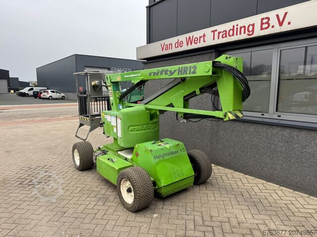 NIFTYLIFT Nifty HR12NDE Gelenkteleskoparbeitsbühne / Arbeitsbühne HYBRID Kubota Diesel 4x2 Baujahr 2 NIFTYLIFT HR12NDE Knikarmhoogwerker / Arbeitsbuhne HYBRIDE Kubota diesel 4x2 2016