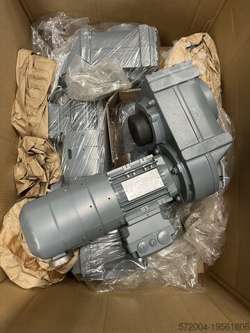 Flachgetriebemotor SEW-EURODRIVE FH57/G DRN71M4/BE05/IS/TF/AK8W
