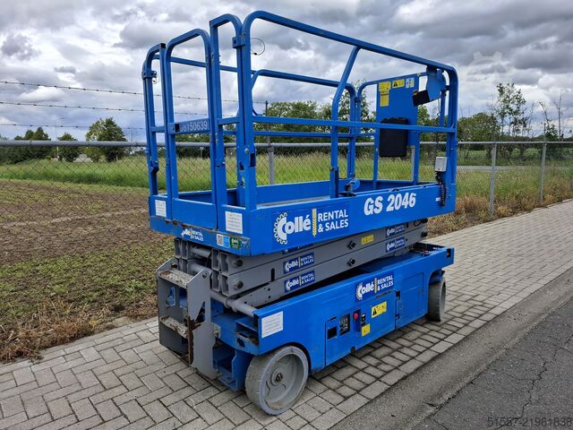 Scissor lift Genie GS 2046 | 2016