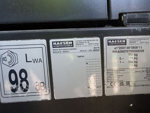 Mobile screw compressor KAESER M30PE