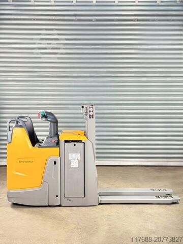 Hochhubwagen-Mitfahrer Jungheinrich ERD 220 - Service Neu - Triplex - Batterie 90%