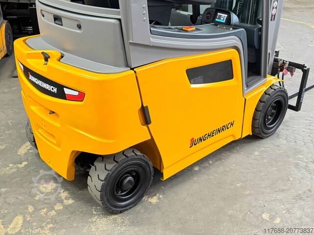 Elektro 4-Rad Jungheinrich EFG 320 - Service Neu - Batterie 90% - Garantie