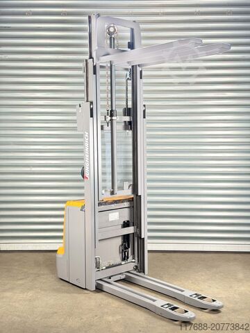 Hochhubwagen-Mitgänger Jungheinrich EJC 214 - Service Neu - Triplex 5,35 Bj 2020