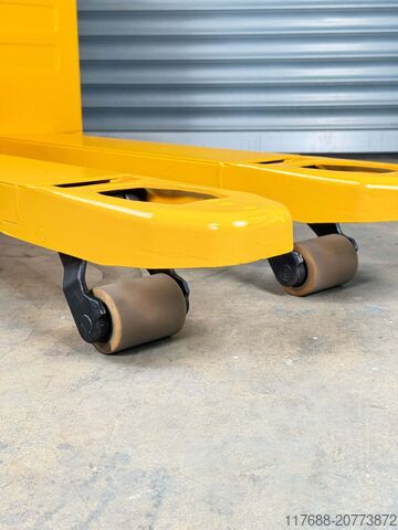 Niederhubwagen-Mitfahrer Jungheinrich ERE 225 FP - Servcie Neu - Batterie 85% - Garantie