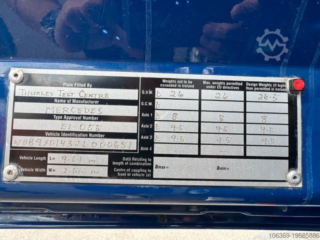 Vacuum tank truck MERCEDES-BENZ Actros 2636 6x4 RHD Hvidtved Larsen Flexline 312