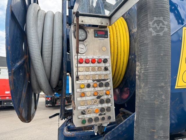 Vacuum tank truck MERCEDES-BENZ Actros 2636 6x4 RHD Hvidtved Larsen Flexline 312