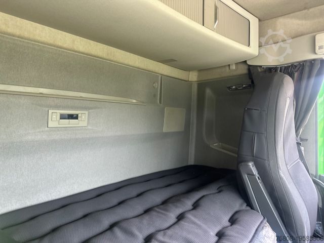 Standard tractor unit VOLVO FH460 Kompressor Welgro ACC Xenon