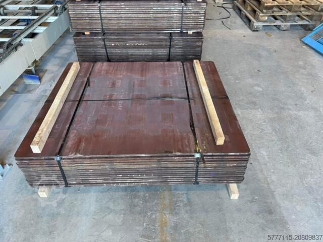 Betonsteinfertigungsanlage WASA BLATY STALOWE 1400X1200X15