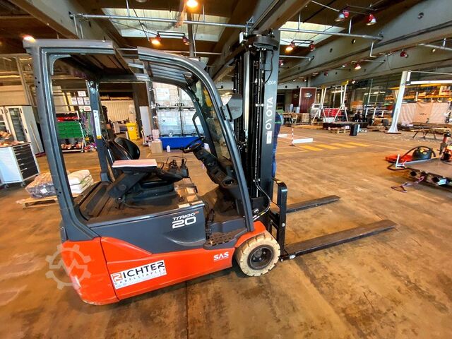 Front loader forklift Toyota 8 FBE 20 T