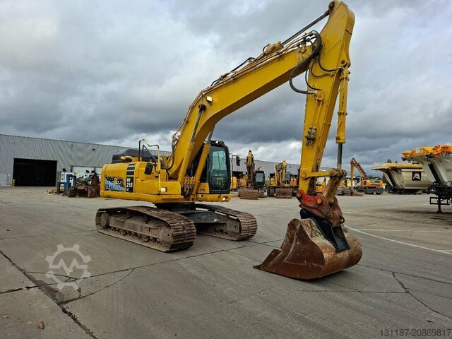 Crawler excavator Komatsu HB215LC-3