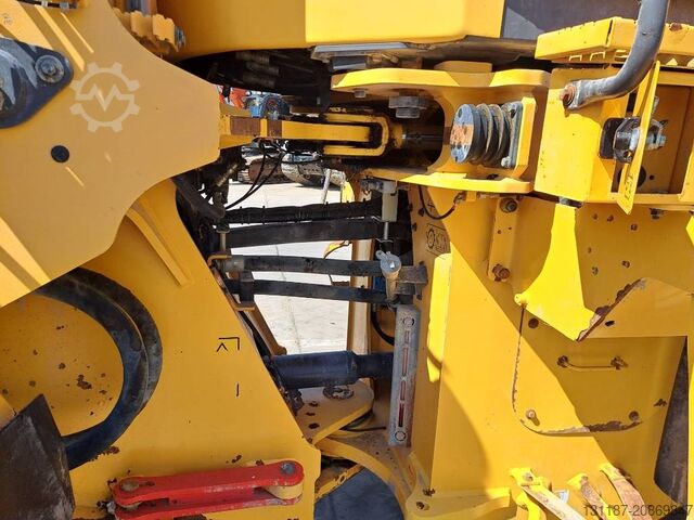 Wheel loader Volvo L180G