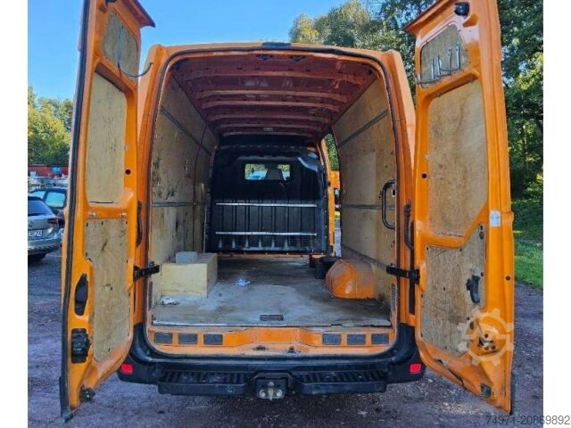 Panel van Opel Movano Kasten L4H2 3.5t 2.3D*AHK Navi Temp R-Kam