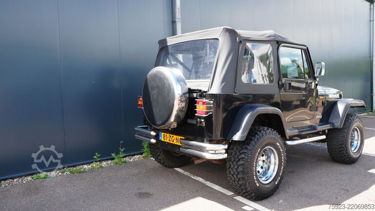 Personenbeförderung Jeep WRANGLER YJ 4.0i SOFTTOP 4x4 1993